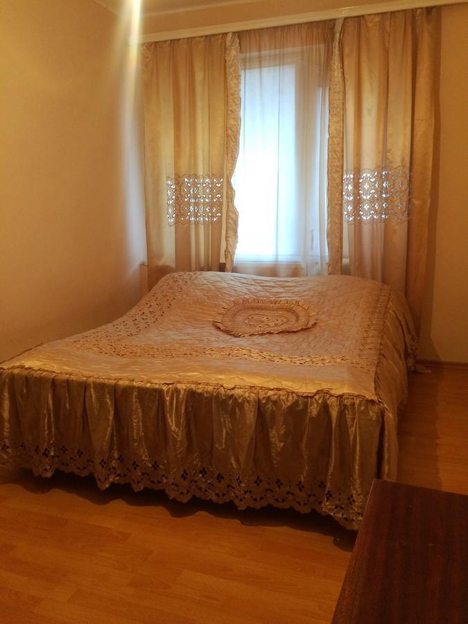 Parisis B&B in Alaverdi Buitenkant foto